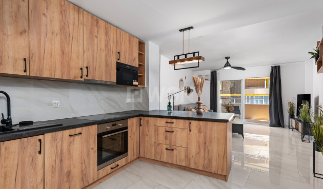 Odsprzedaż - Mieszkanie w bloku - La Zenia - Costa Blanca