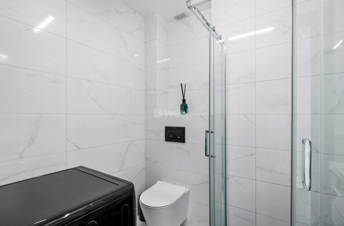 Odsprzedaż - Mieszkanie w bloku - La Zenia - Costa Blanca