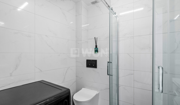 Odsprzedaż - Mieszkanie w bloku - La Zenia - Costa Blanca