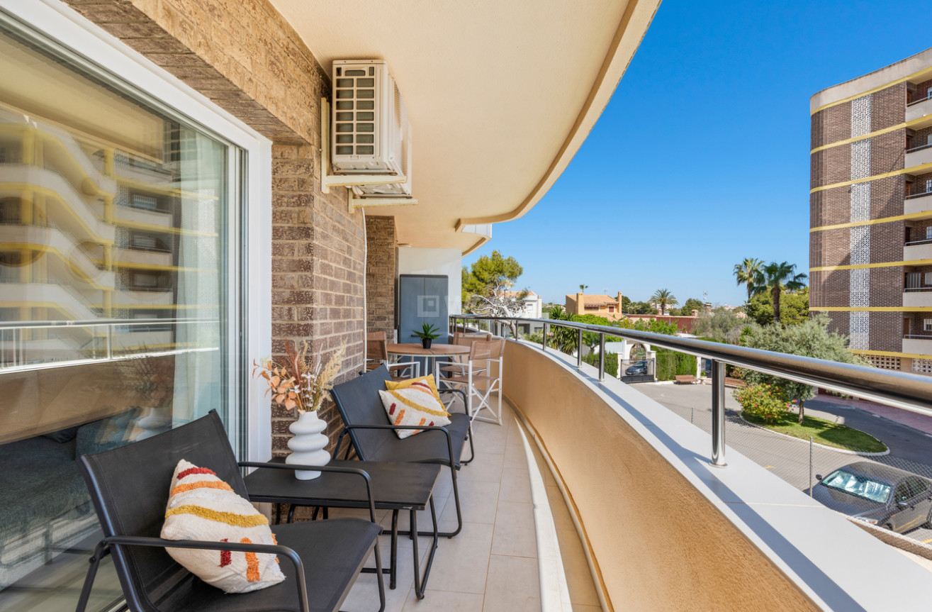 Odsprzedaż - Mieszkanie w bloku - La Zenia - Costa Blanca