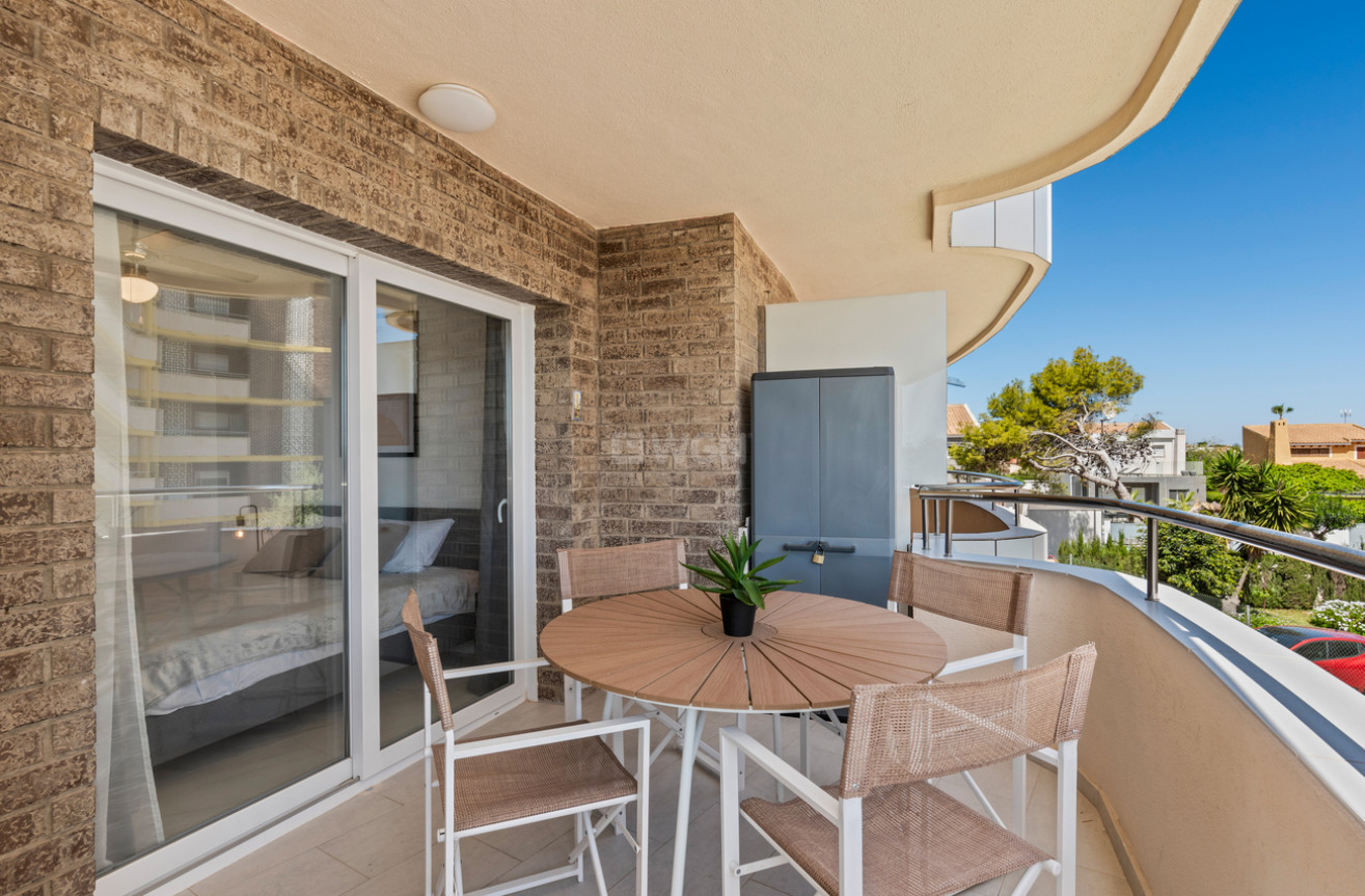 Odsprzedaż - Mieszkanie w bloku - La Zenia - Costa Blanca