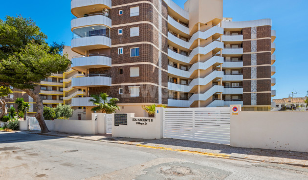 Odsprzedaż - Mieszkanie w bloku - La Zenia - Costa Blanca