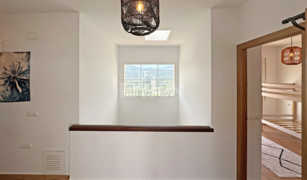 Odsprzedaż - Villa - Jalón - Inland