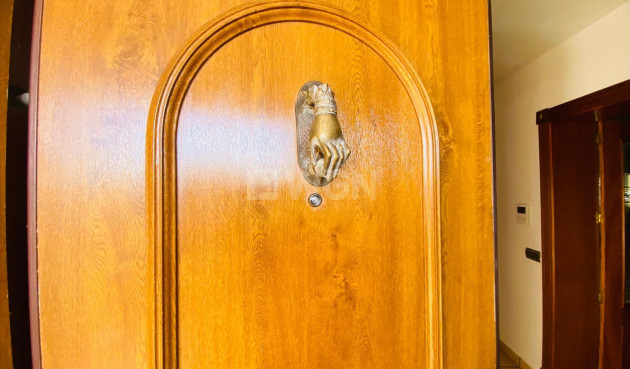 Odsprzedaż - Villa - Orihuela Costa - La Florida