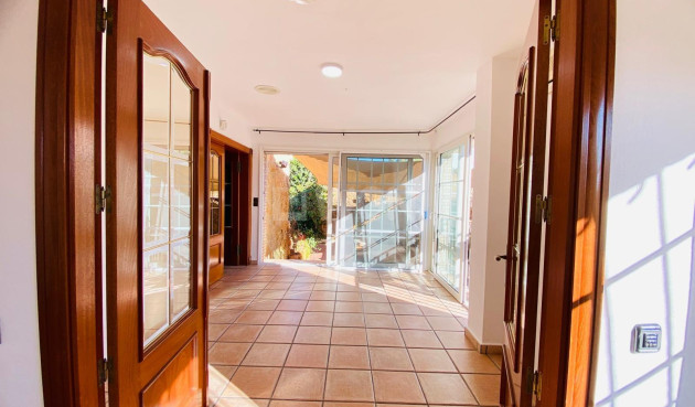 Odsprzedaż - Villa - Orihuela Costa - La Florida