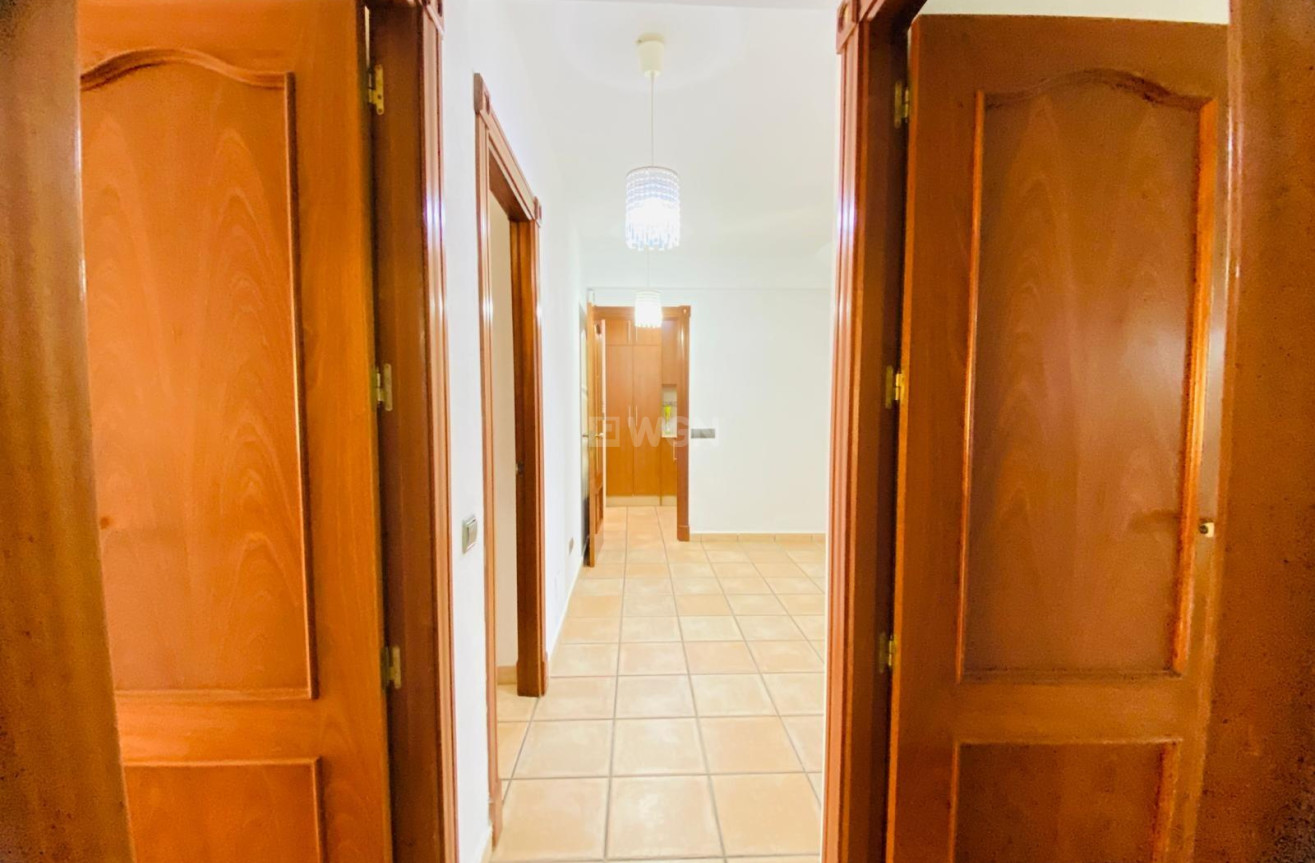 Odsprzedaż - Villa - Orihuela Costa - La Florida