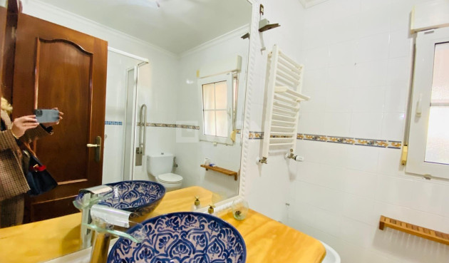 Odsprzedaż - Villa - Orihuela Costa - La Florida