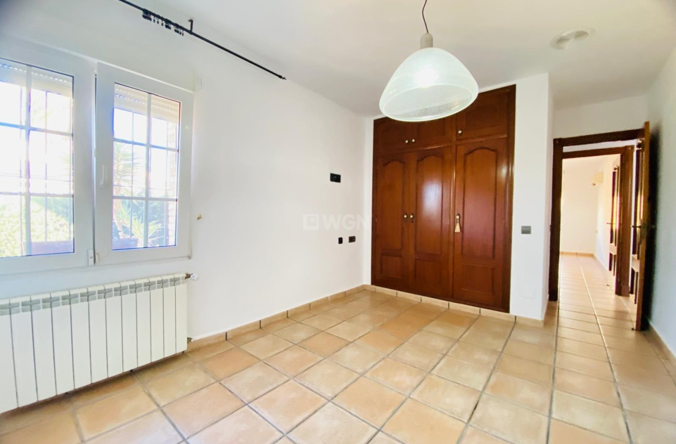 Odsprzedaż - Villa - Orihuela Costa - La Florida