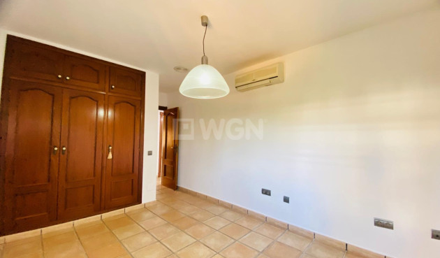 Odsprzedaż - Villa - Orihuela Costa - La Florida