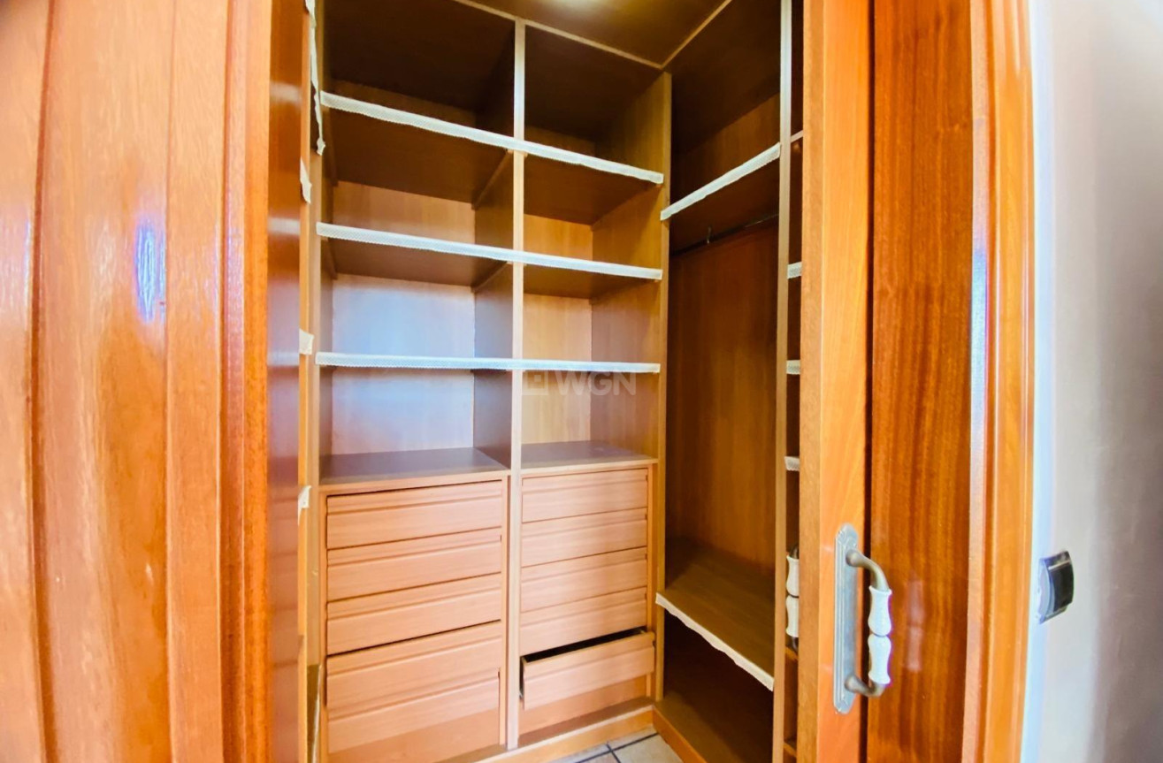 Odsprzedaż - Villa - Orihuela Costa - La Florida