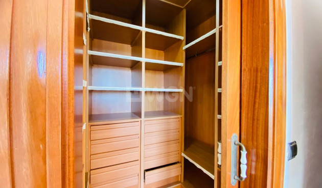 Odsprzedaż - Villa - Orihuela Costa - La Florida