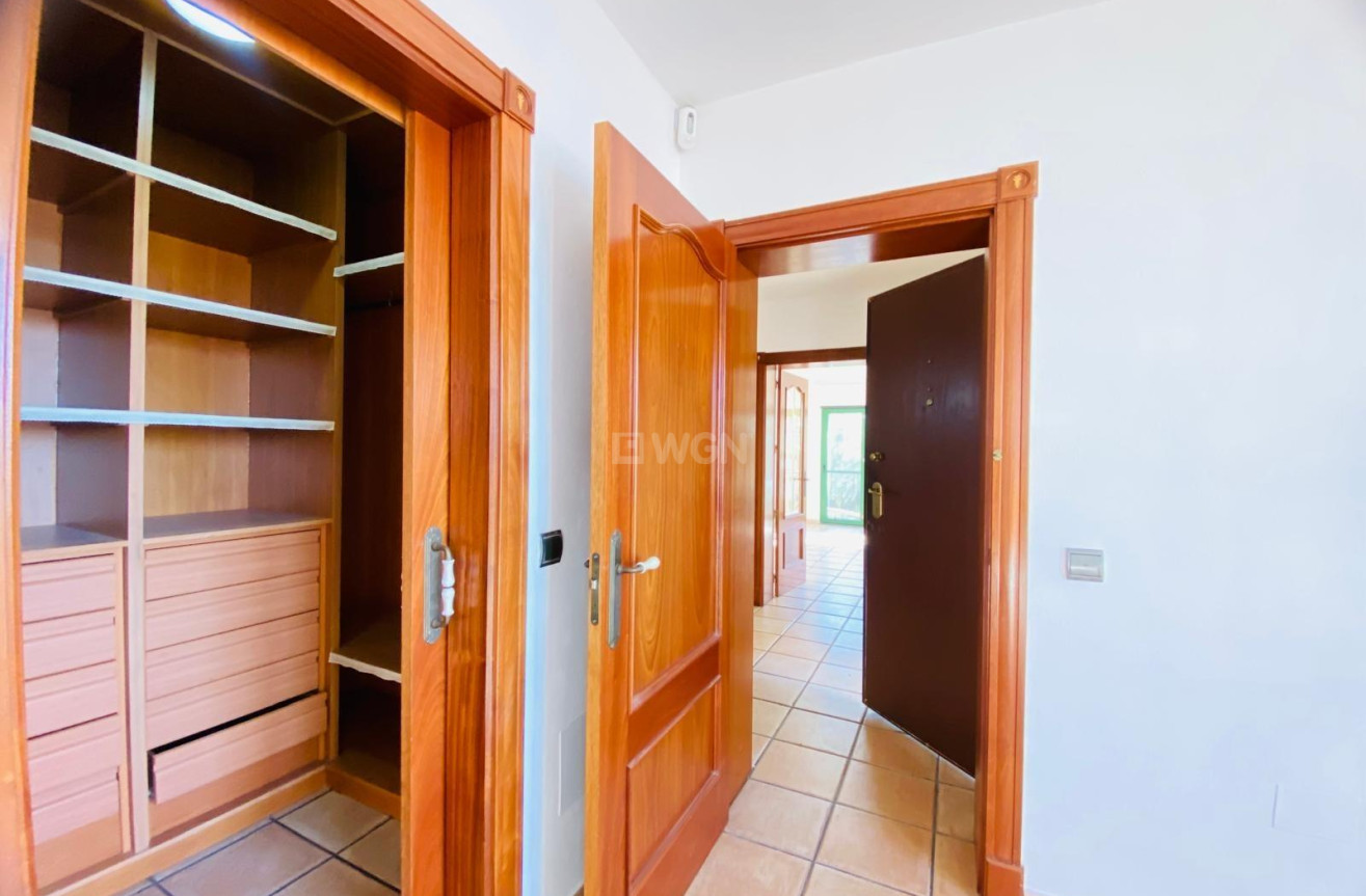 Odsprzedaż - Villa - Orihuela Costa - La Florida