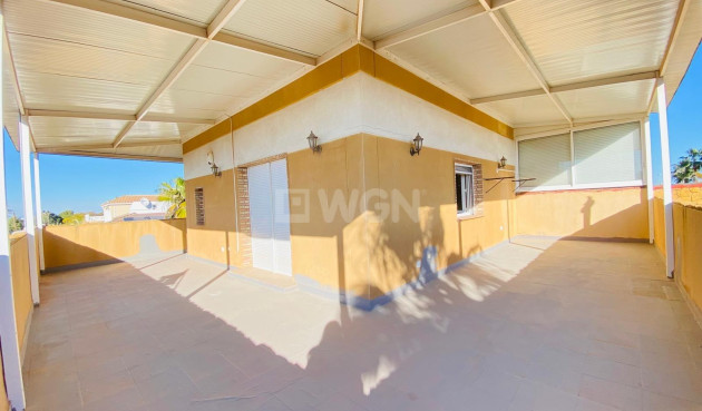 Odsprzedaż - Villa - Orihuela Costa - La Florida