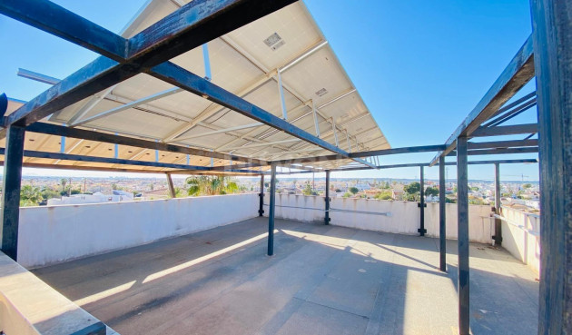 Odsprzedaż - Villa - Orihuela Costa - La Florida