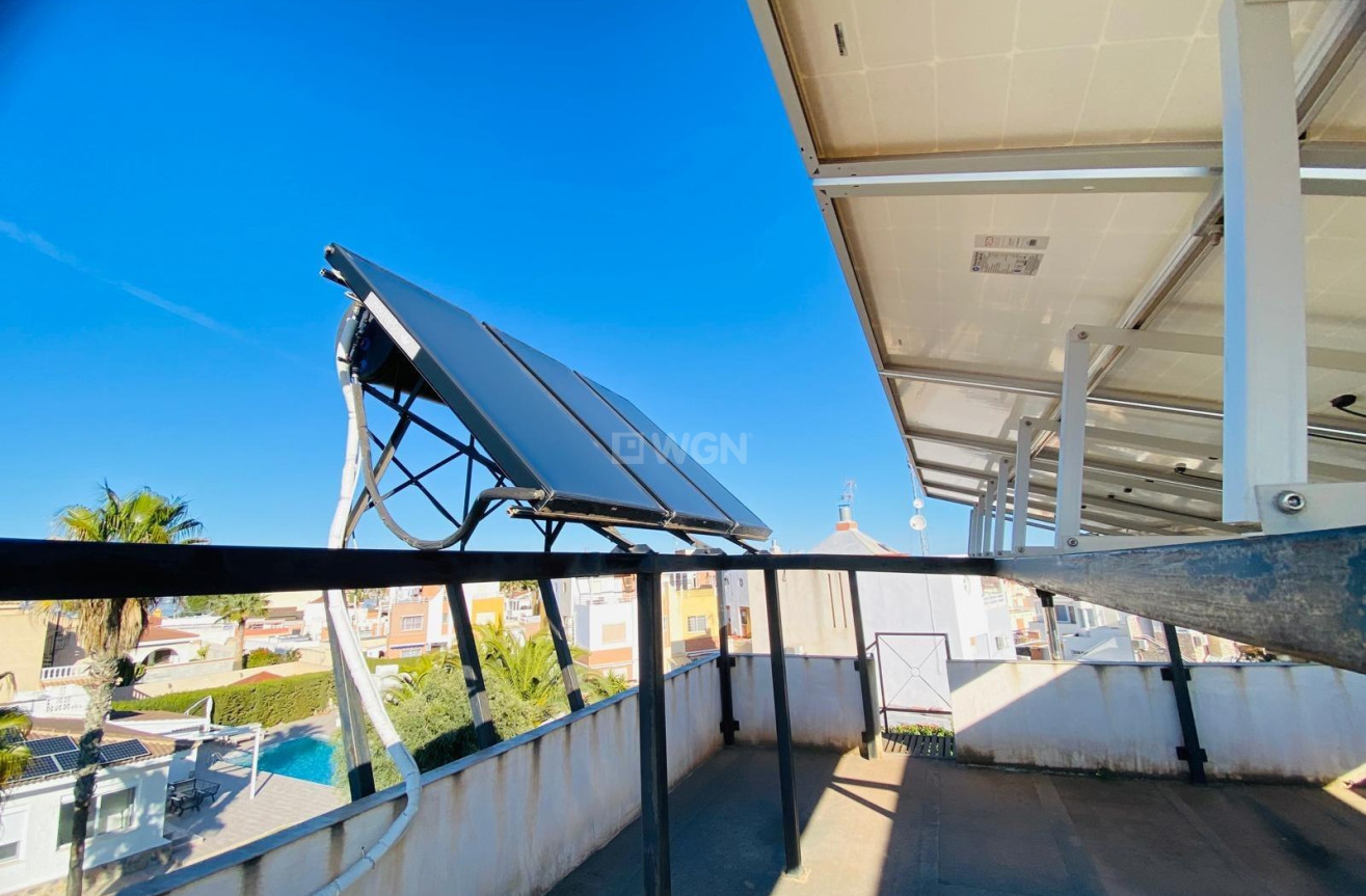 Odsprzedaż - Villa - Orihuela Costa - La Florida