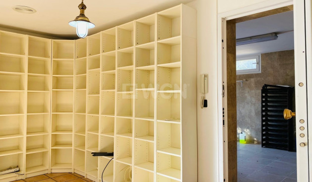 Odsprzedaż - Villa - Orihuela Costa - La Florida