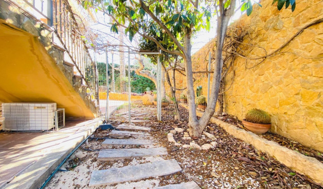 Odsprzedaż - Villa - Orihuela Costa - La Florida