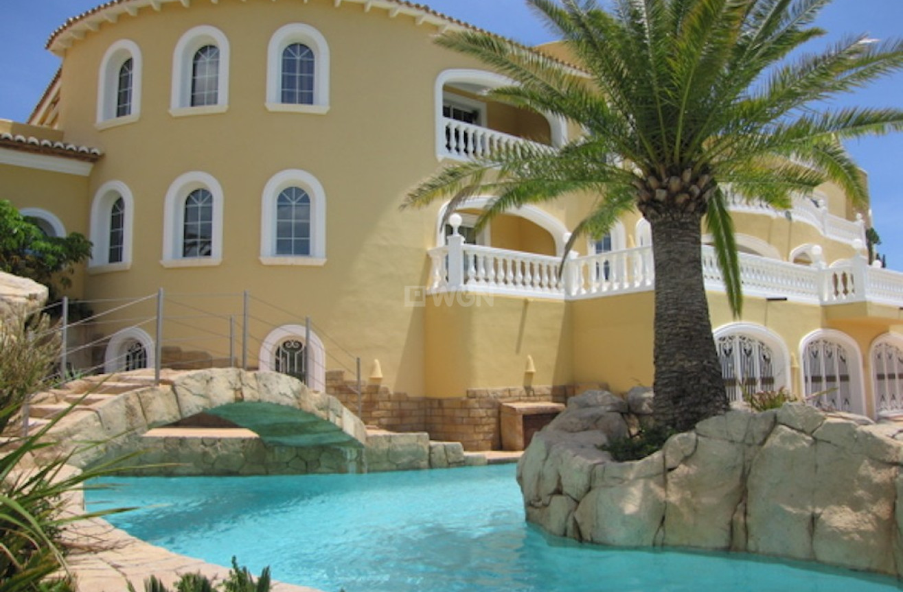 Wiederverkauf - Villa - La Nucía - Costa Blanca