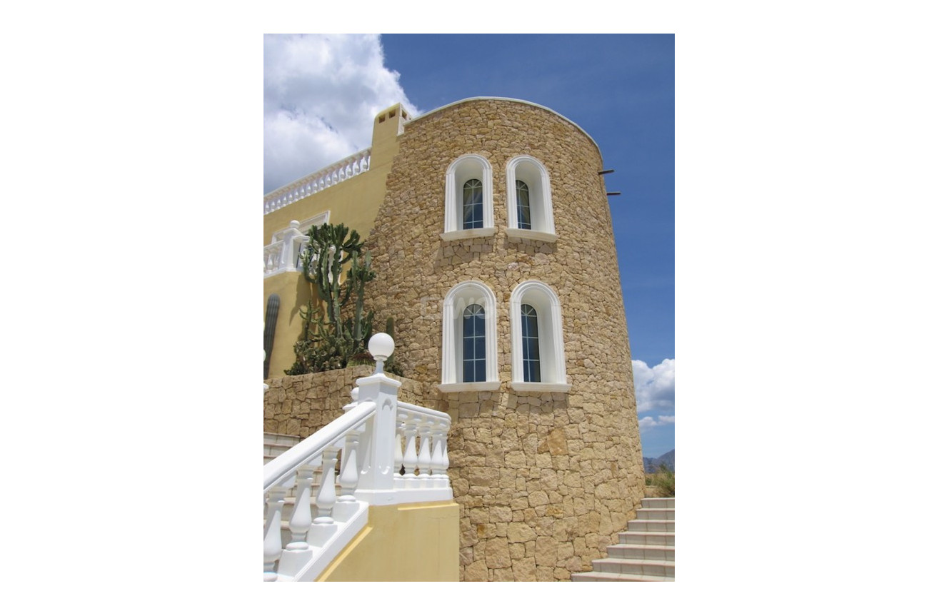 Wiederverkauf - Villa - La Nucía - Costa Blanca