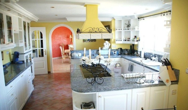 Wiederverkauf - Villa - La Nucía - Costa Blanca