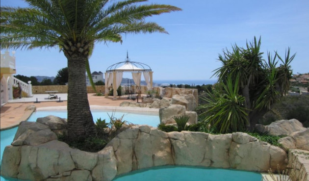 Wiederverkauf - Villa - La Nucía - Costa Blanca