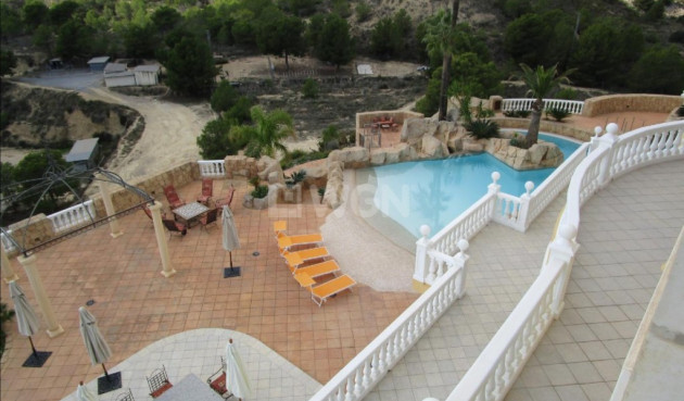 Wiederverkauf - Villa - La Nucía - Costa Blanca