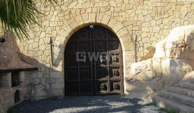 Wiederverkauf - Villa - La Nucía - Costa Blanca