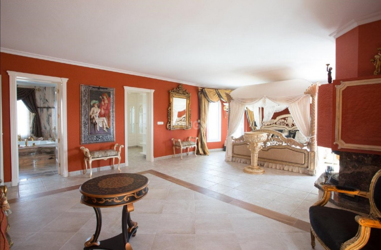 Wiederverkauf - Villa - La Nucía - Costa Blanca