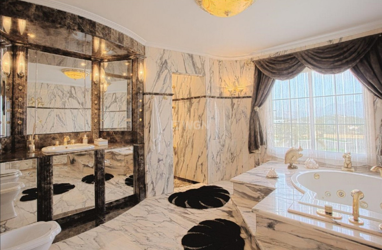 Wiederverkauf - Villa - La Nucía - Costa Blanca