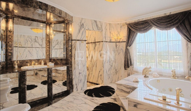 Wiederverkauf - Villa - La Nucía - Costa Blanca