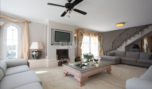 Wiederverkauf - Villa - La Nucía - Costa Blanca