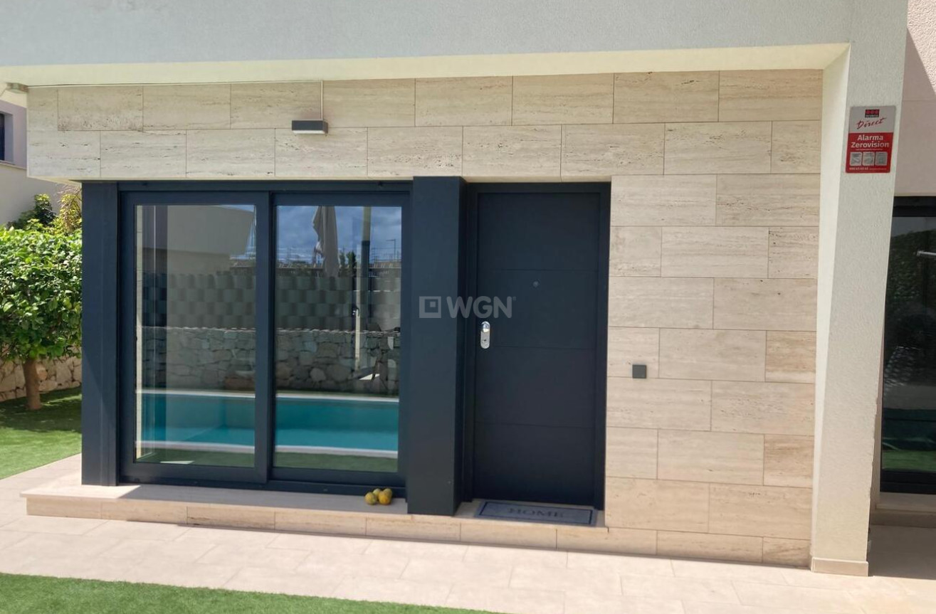 Odsprzedaż - Villa - Pilar de la Horadada - Costa Blanca