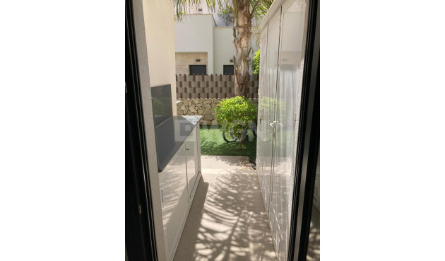 Odsprzedaż - Villa - Pilar de la Horadada - Costa Blanca