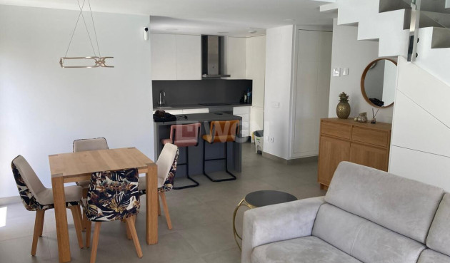 Odsprzedaż - Villa - Pilar de la Horadada - Costa Blanca