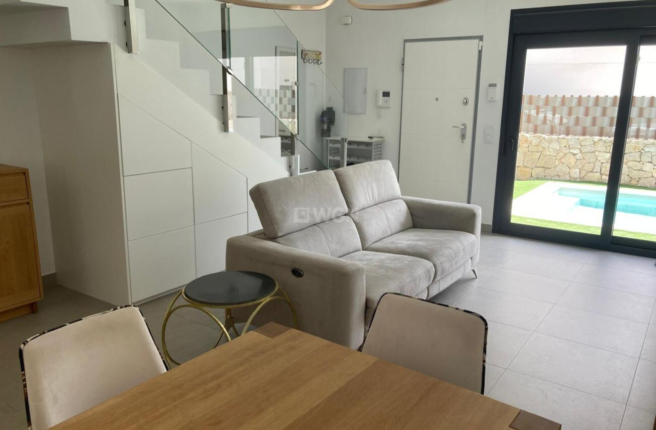 Odsprzedaż - Villa - Pilar de la Horadada - Costa Blanca