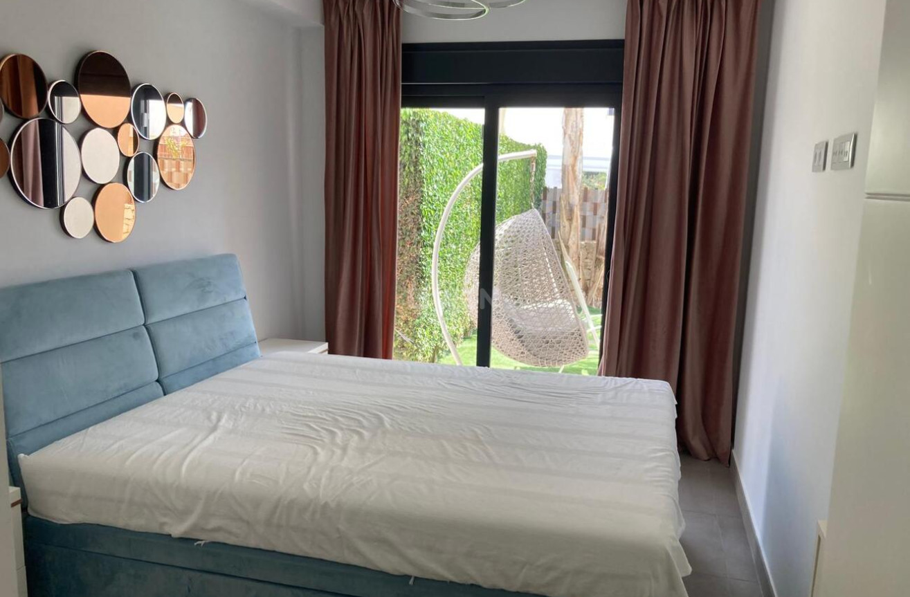 Odsprzedaż - Villa - Pilar de la Horadada - Costa Blanca