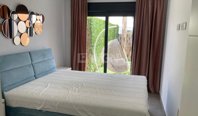 Odsprzedaż - Villa - Pilar de la Horadada - Costa Blanca