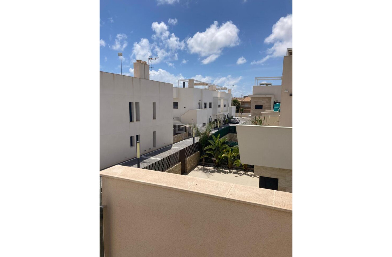 Odsprzedaż - Villa - Pilar de la Horadada - Costa Blanca