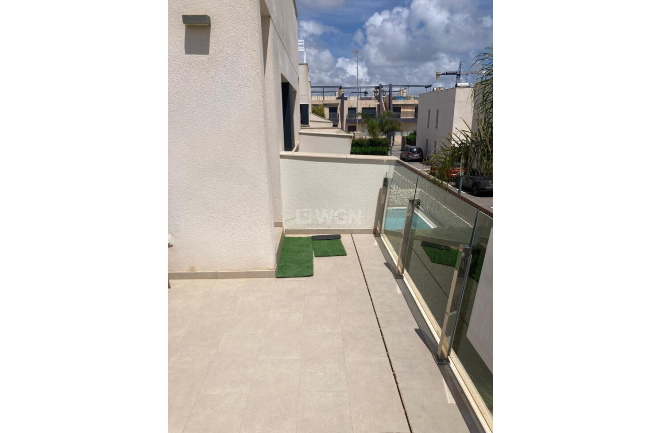 Odsprzedaż - Villa - Pilar de la Horadada - Costa Blanca