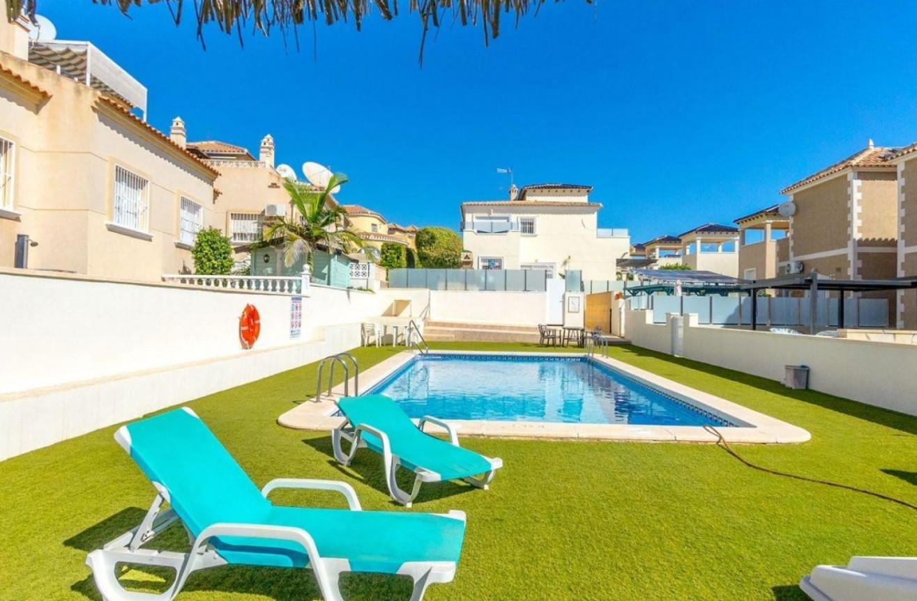 Reventa - Villa - Orihuela Costa - Costa Blanca
