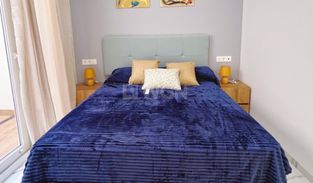 Resale - Apartment / flat - Torrevieja - Costa Blanca