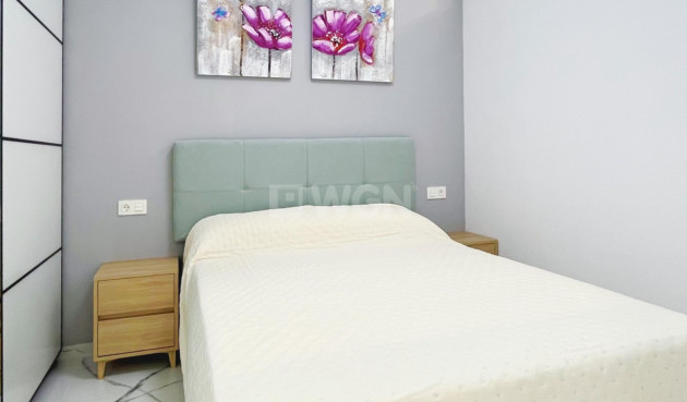 Resale - Apartment / flat - Torrevieja - Costa Blanca