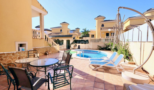 Wiederverkauf - Villa - Villamartin