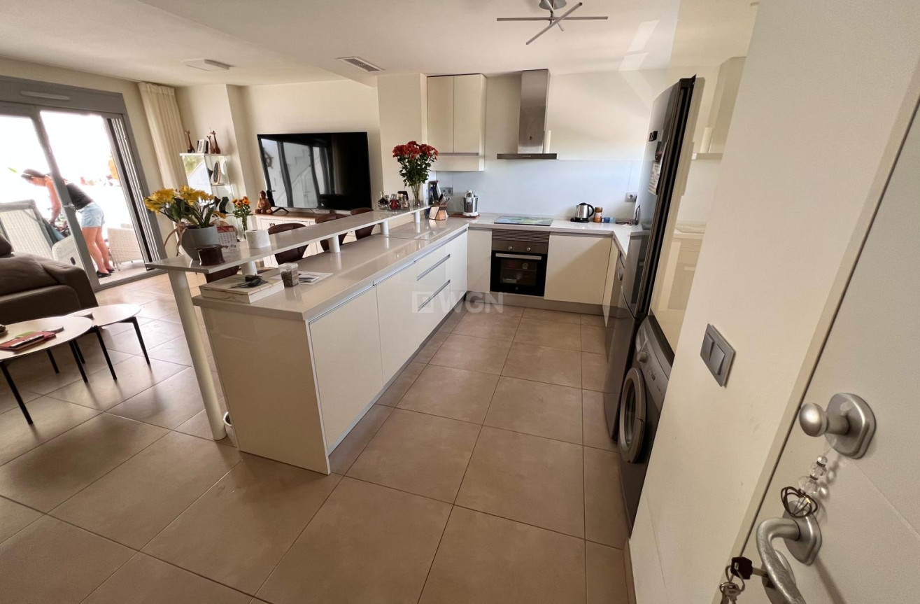 Odsprzedaż - Mieszkanie w bloku - Vistabella Golf Entre Naranjos - Inland