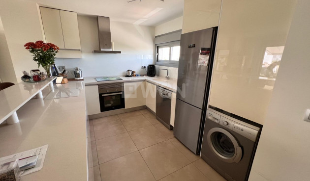 Odsprzedaż - Mieszkanie w bloku - Vistabella Golf Entre Naranjos - Inland