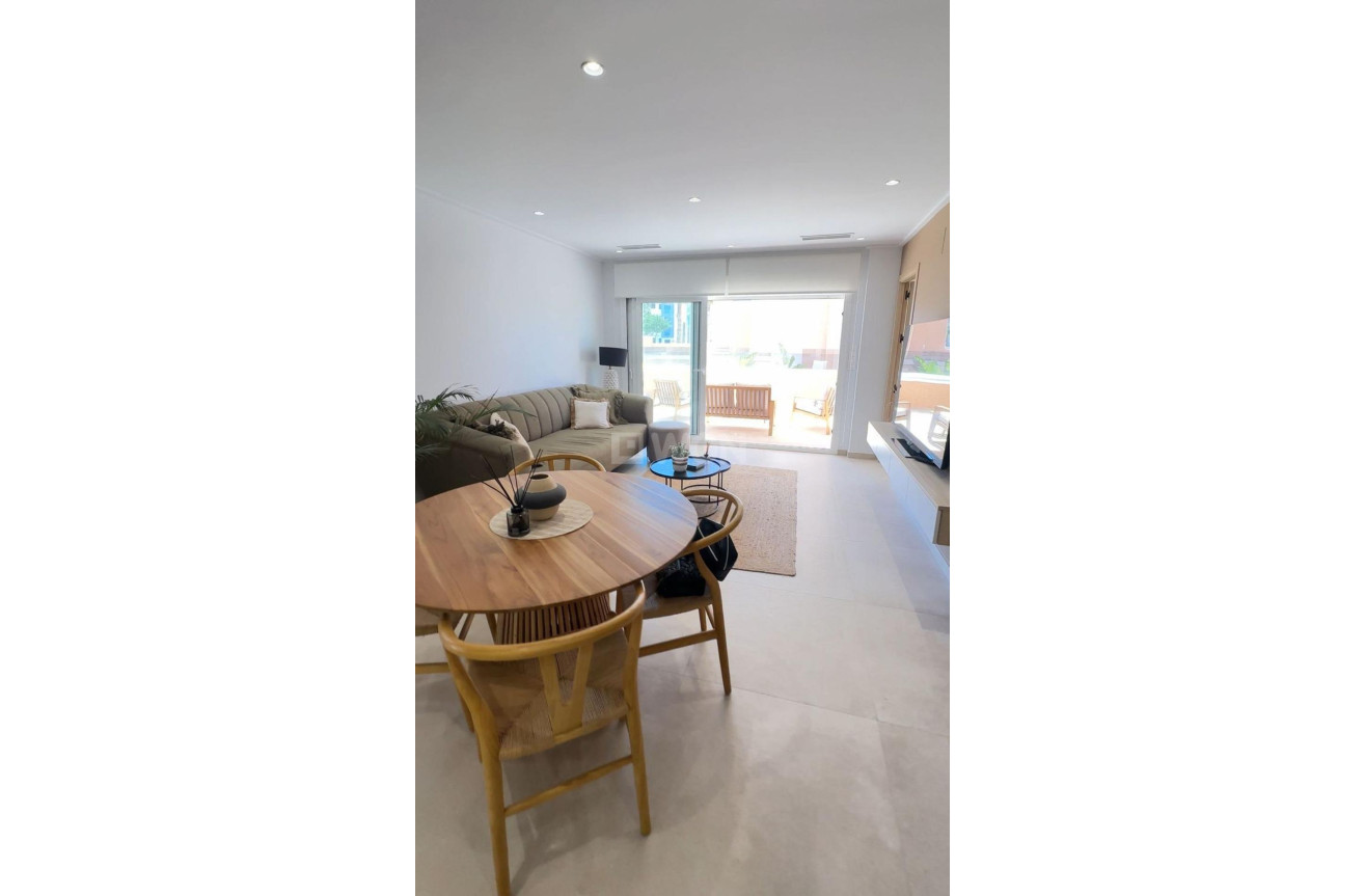 Resale - Apartment / flat - Guardamar del Segura - El Raso