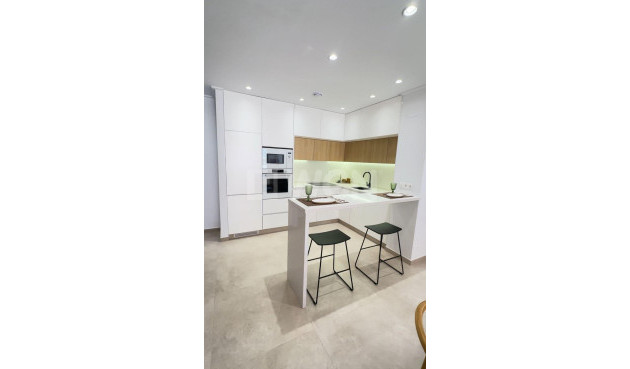 Resale - Apartment / flat - Guardamar del Segura - El Raso