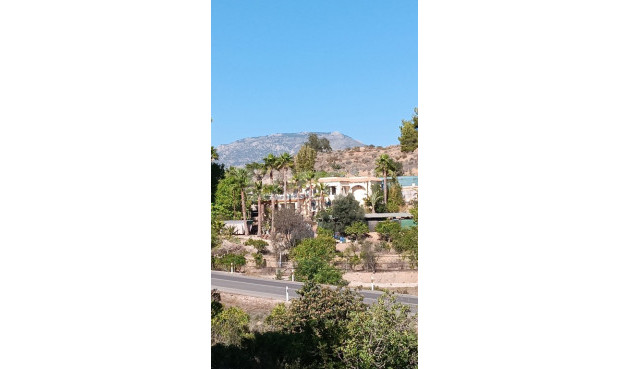 Resale - Villa - Cautivador - Inland