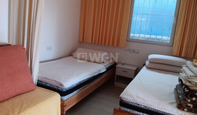 Resale - Villa - Cautivador - Inland