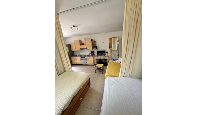 Resale - Villa - Cautivador - Inland